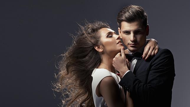 Los ejecutivos prefieren pareja a domicilio, ABC