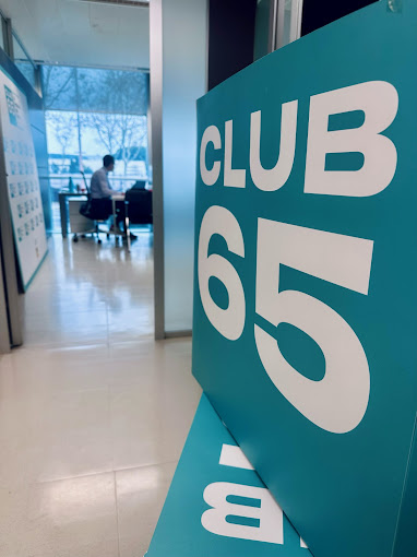 Las personas tienen la necesidad de amar y ser amadas, entrevista en «Club 65»